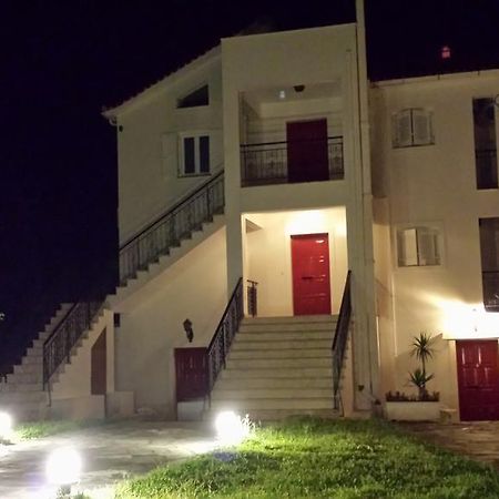 Eva Apartments Svoronata Bagian luar foto