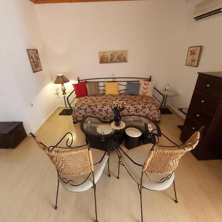 Eva Apartments Svoronata Bagian luar foto
