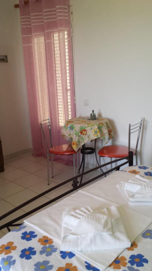 Eva Apartments Svoronata Bagian luar foto